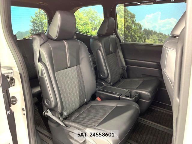 Toyota NOAH 2023-11 8850152-8