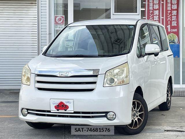 Toyota NOAH 2008-03 8871675-0