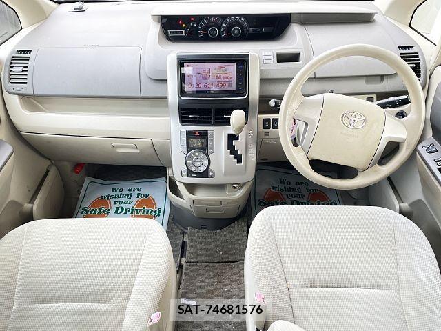 Toyota NOAH 2008-03 8871675-1
