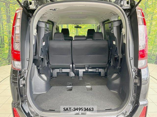 Toyota NOAH 2014-03 8871673-10
