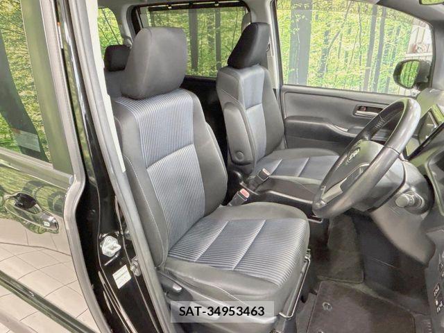 Toyota NOAH 2014-03 8871673-7