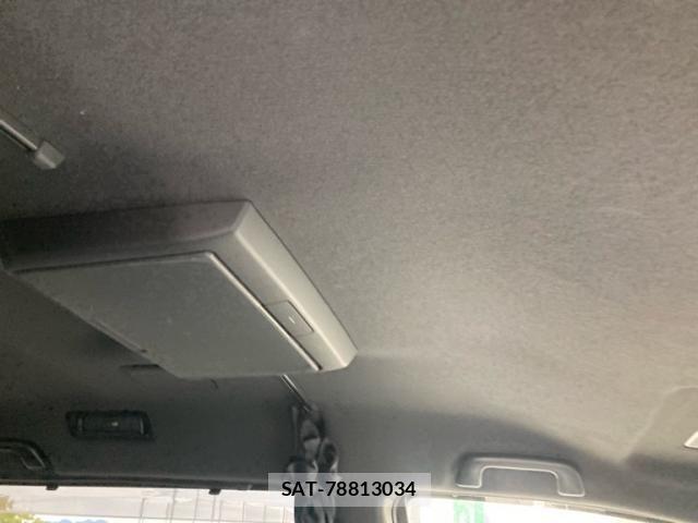 Toyota NOAH 2019-09 8871671-9