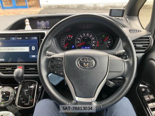 Toyota NOAH 2019-09 8871671-13