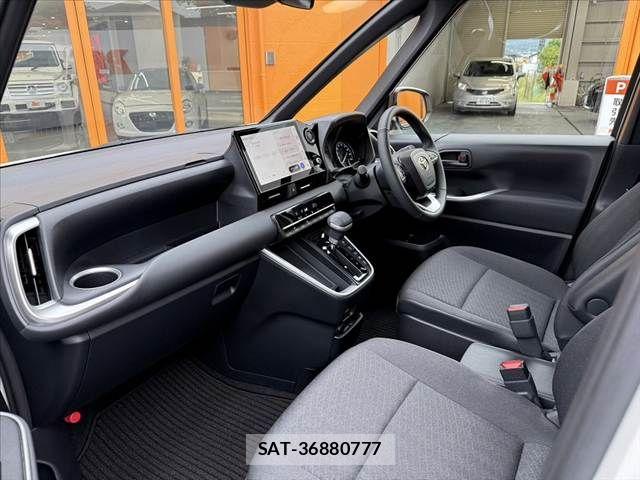 Toyota NOAH 2025-03 8871668-16