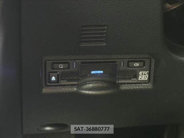 Toyota NOAH 2025-03 8871668-24