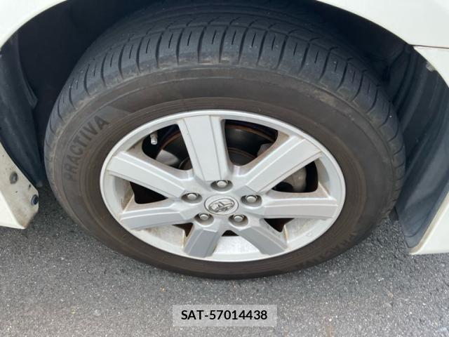 Toyota NOAH 2009-01 8871677-14