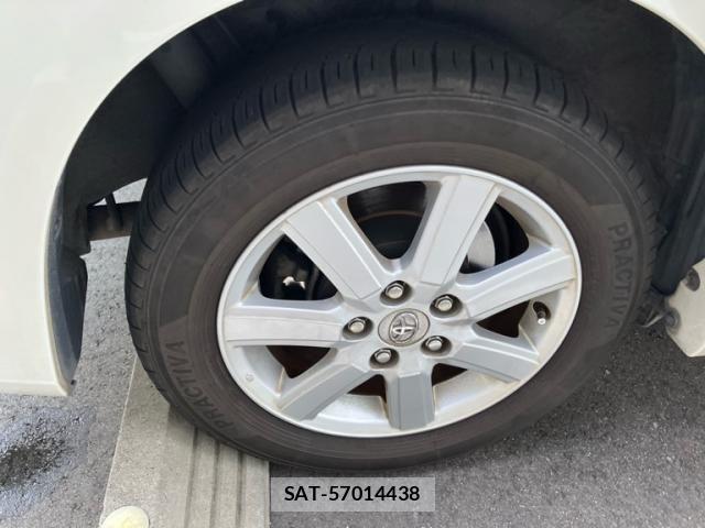 Toyota NOAH 2009-01 8871677-15