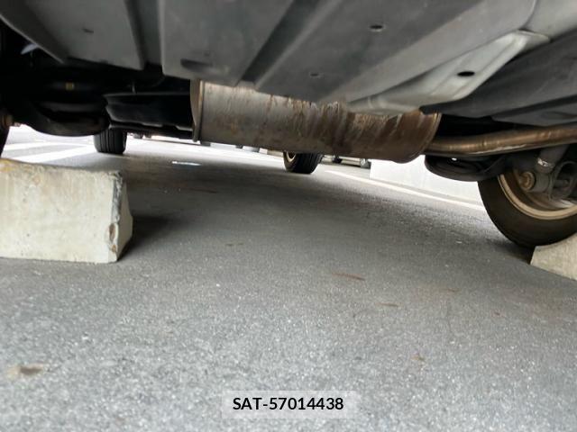 Toyota NOAH 2009-01 8871677-21