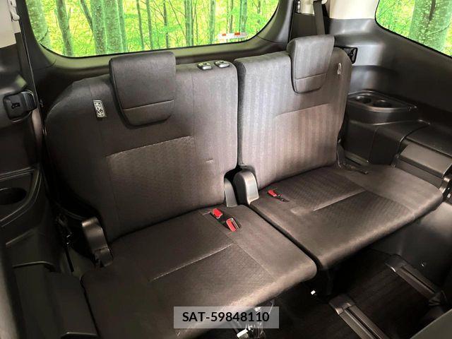 Toyota NOAH 2023-04 8871667-9