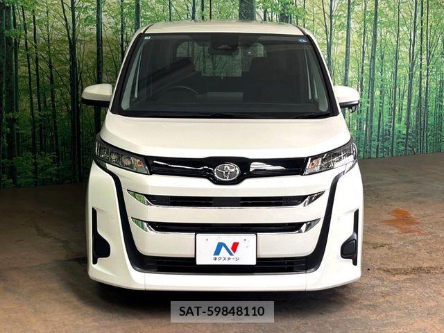 Toyota NOAH 2023-04 8871667-14
