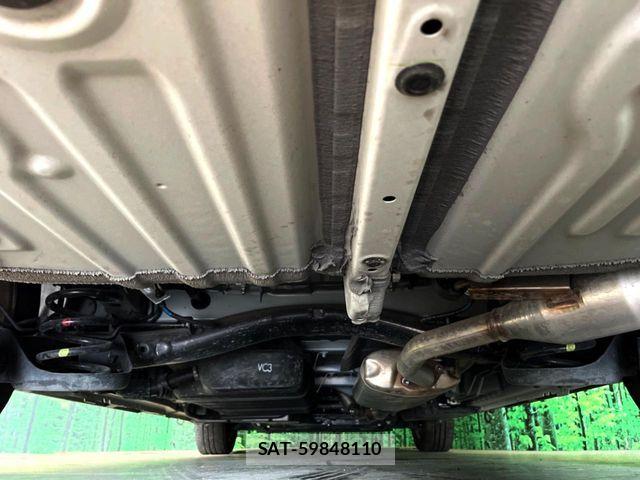 Toyota NOAH 2023-04 8871667-19