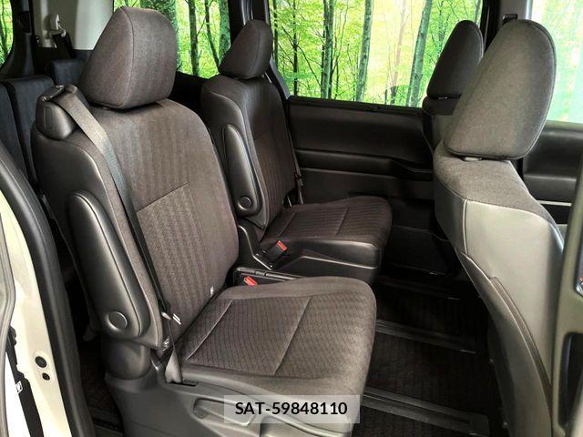 Toyota NOAH 2023-04 8871667-8