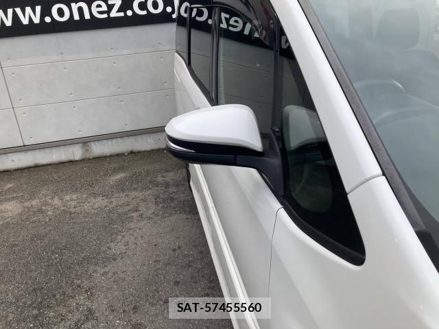 Toyota NOAH 2020-01 8871669-12