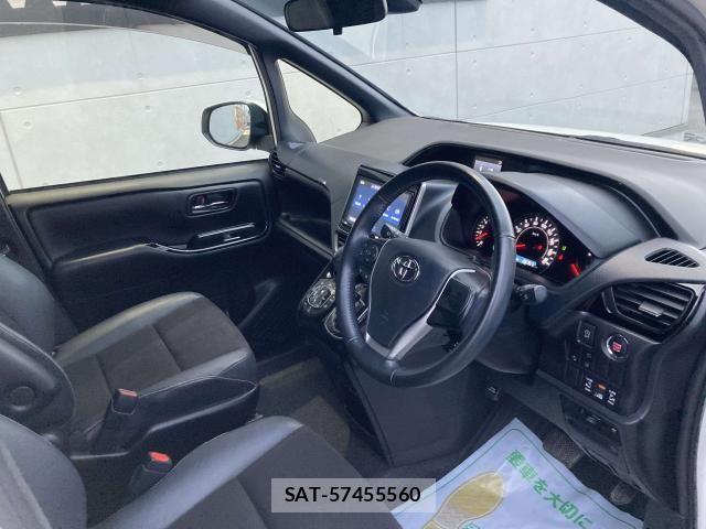 Toyota NOAH 2020-01 8871669-19