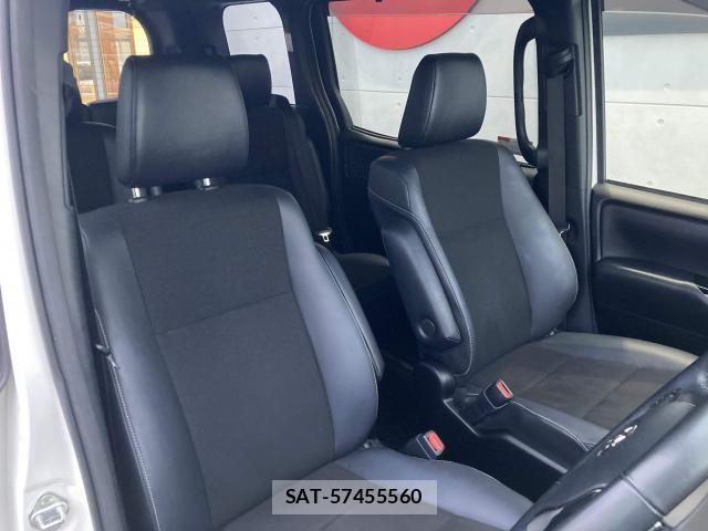 Toyota NOAH 2020-01 8871669-20