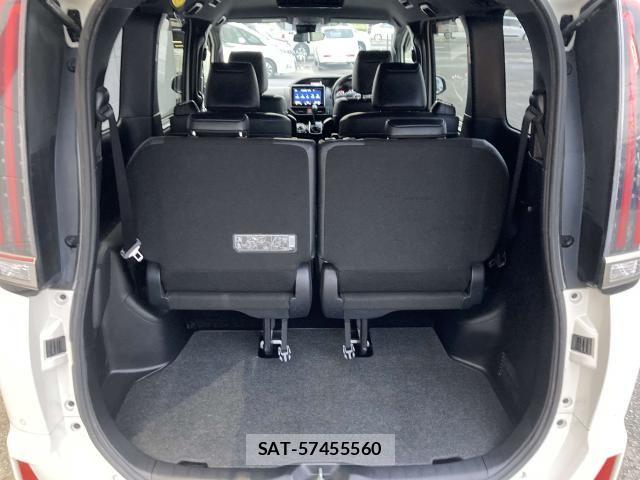 Toyota NOAH 2020-01 8871669-27