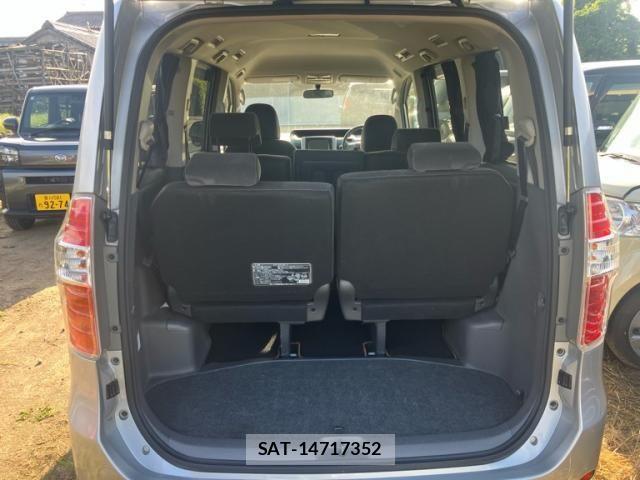 Toyota NOAH 2009-09 8871678-12