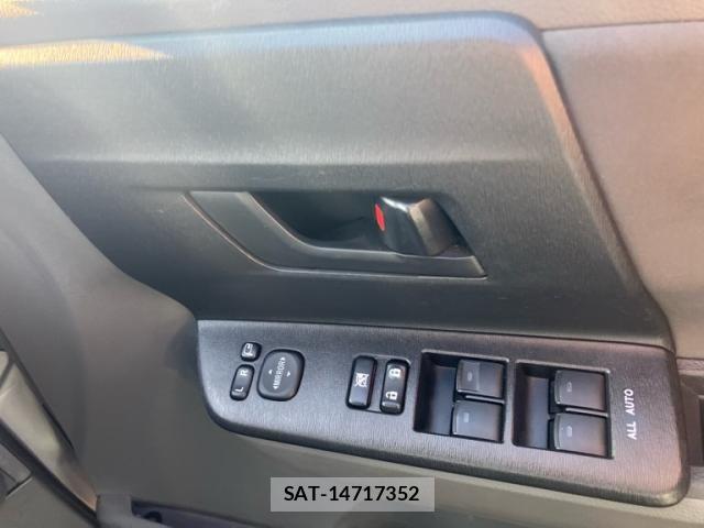 Toyota NOAH 2009-09 8871678-14