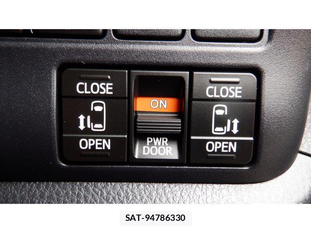 Toyota NOAH 2019-07 8871670-21