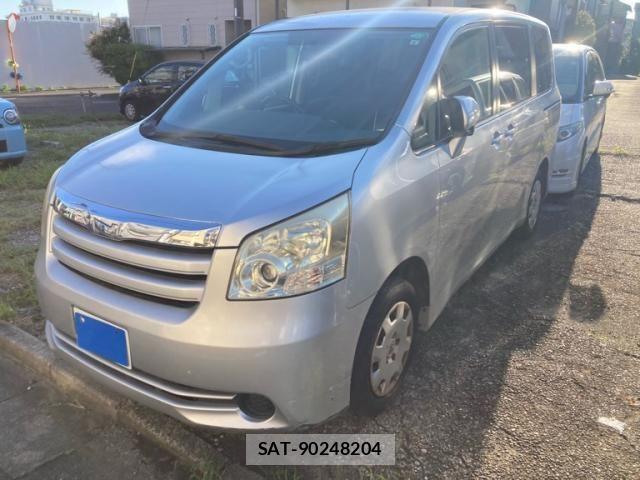 Toyota NOAH 2009-09 8871679-0