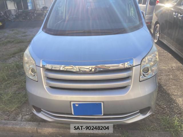 Toyota NOAH 2009-09 8871679-1