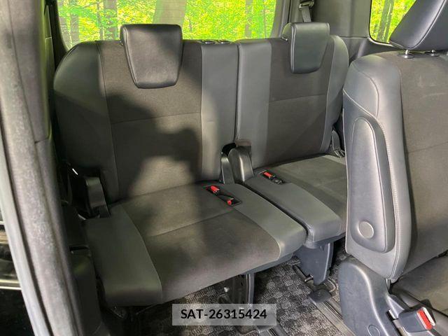 Toyota NOAH 2019-10 8881202-10