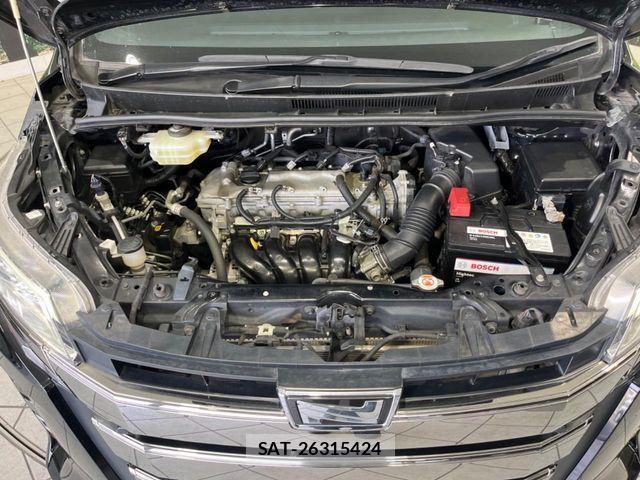 Toyota NOAH 2019-10 8881202-19