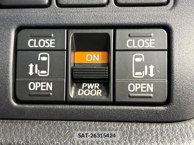 Toyota NOAH 2019-10 8881202-2