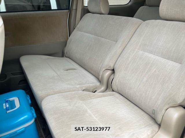 Toyota NOAH 2002-10 8881217-12
