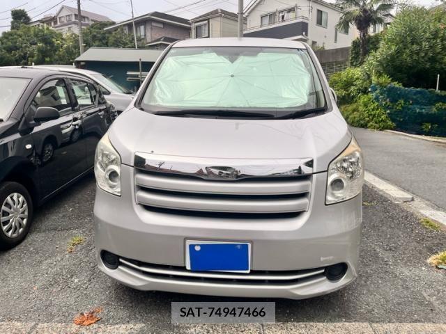 Toyota NOAH 2009-09 8881214-4