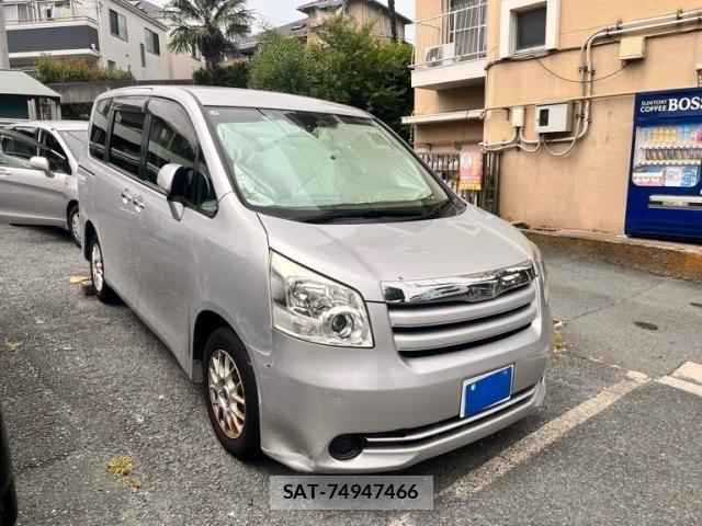 Toyota NOAH 2009-09 8881214-5