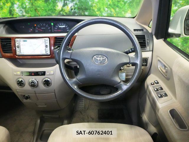 Toyota NOAH 2004-03 8881212-13