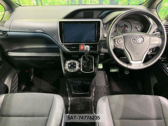 Toyota NOAH 2020-02 8881201-1