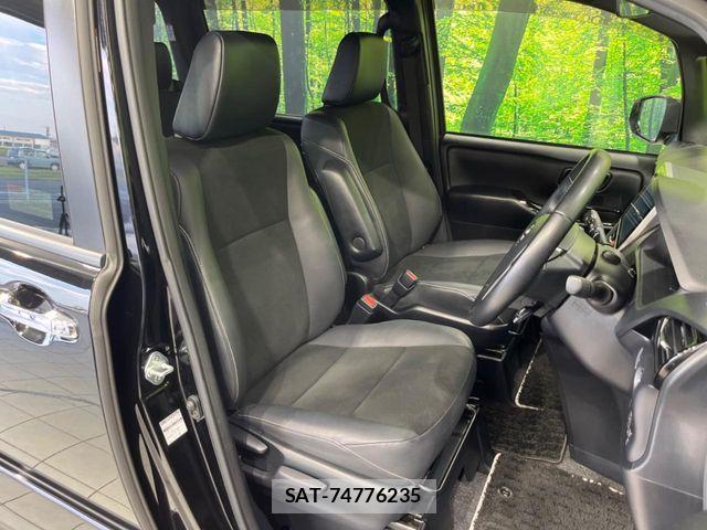 Toyota NOAH 2020-02 8881201-7