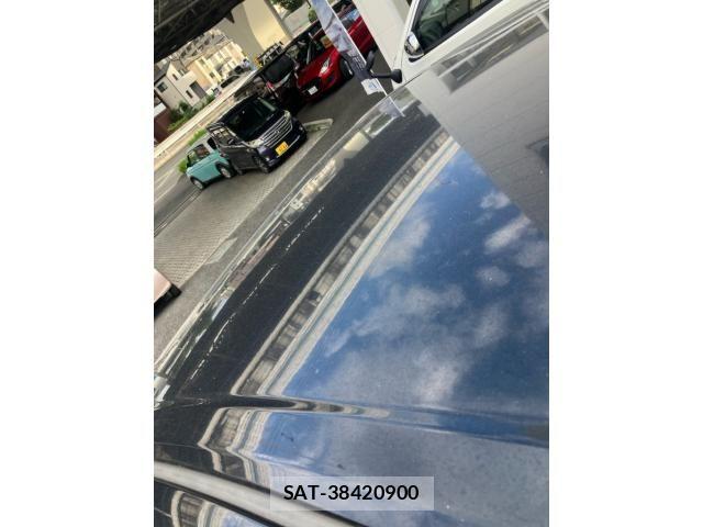 Toyota NOAH 2017-08 8881207-9