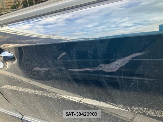 Toyota NOAH 2017-08 8881207-11
