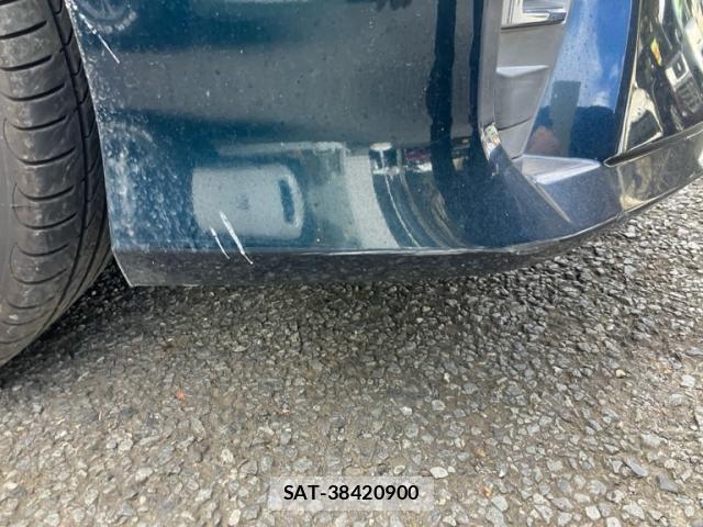Toyota NOAH 2017-08 8881207-14