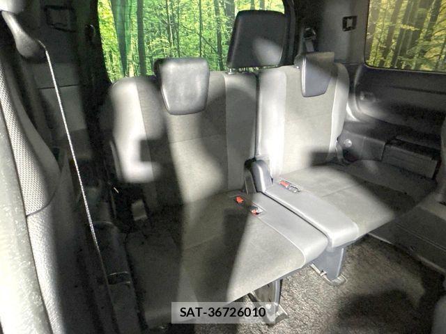 Toyota NOAH 2020-01 8881199-9