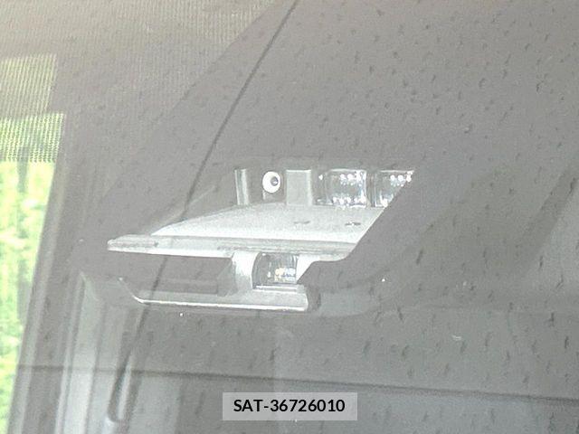 Toyota NOAH 2020-01 8881199-5