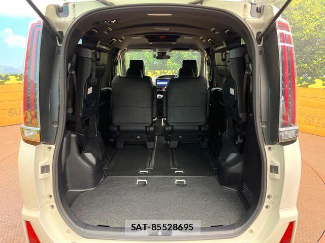 Toyota NOAH 2019-02 8881197-10