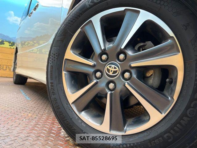 Toyota NOAH 2019-02 8881197-13