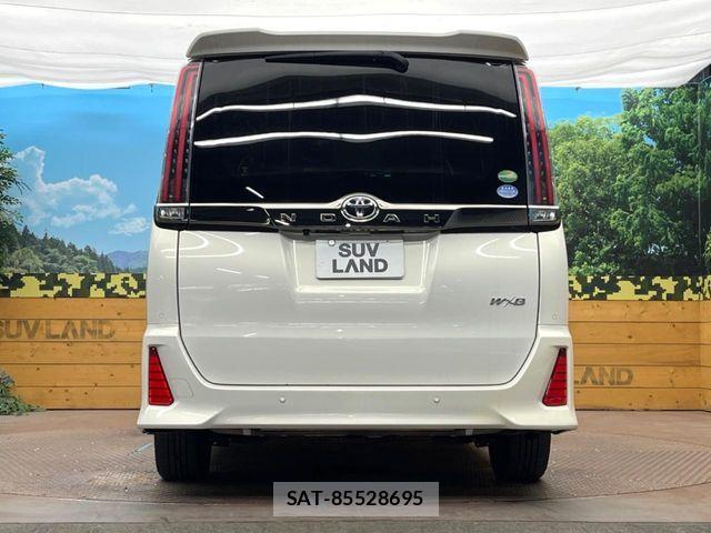 Toyota NOAH 2019-02 8881197-15