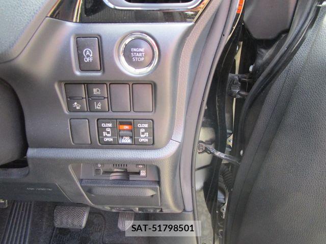 Toyota NOAH 2017-10 8881204-16
