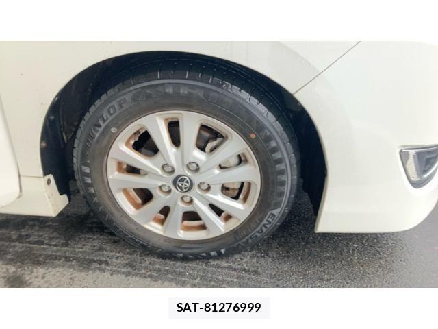 Toyota NOAH 2018-04 8881209-2