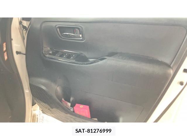Toyota NOAH 2018-04 8881209-8