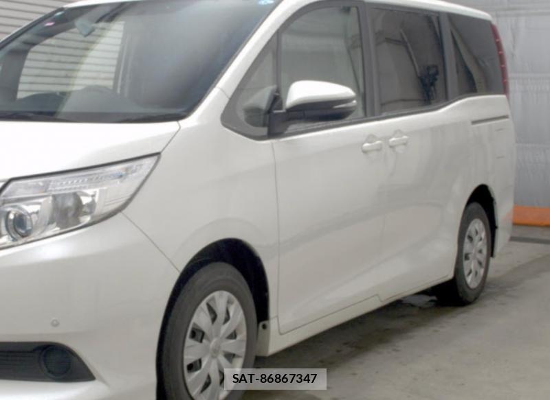 Toyota NOAH 2015-03 8878434-4