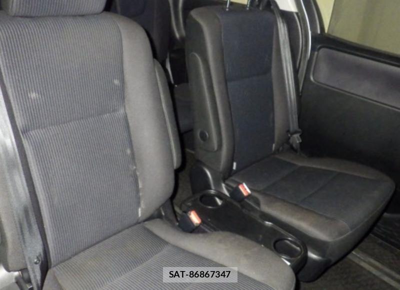 Toyota NOAH 2015-03 8878434-8