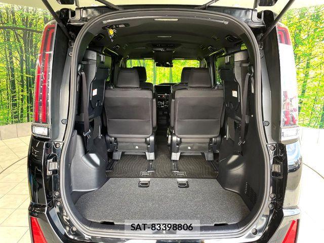 Toyota NOAH 2017-10 8881203-11