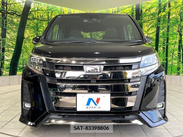 Toyota NOAH 2017-10 8881203-15