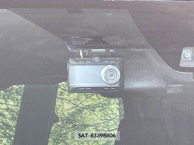 Toyota NOAH 2017-10 8881203-7